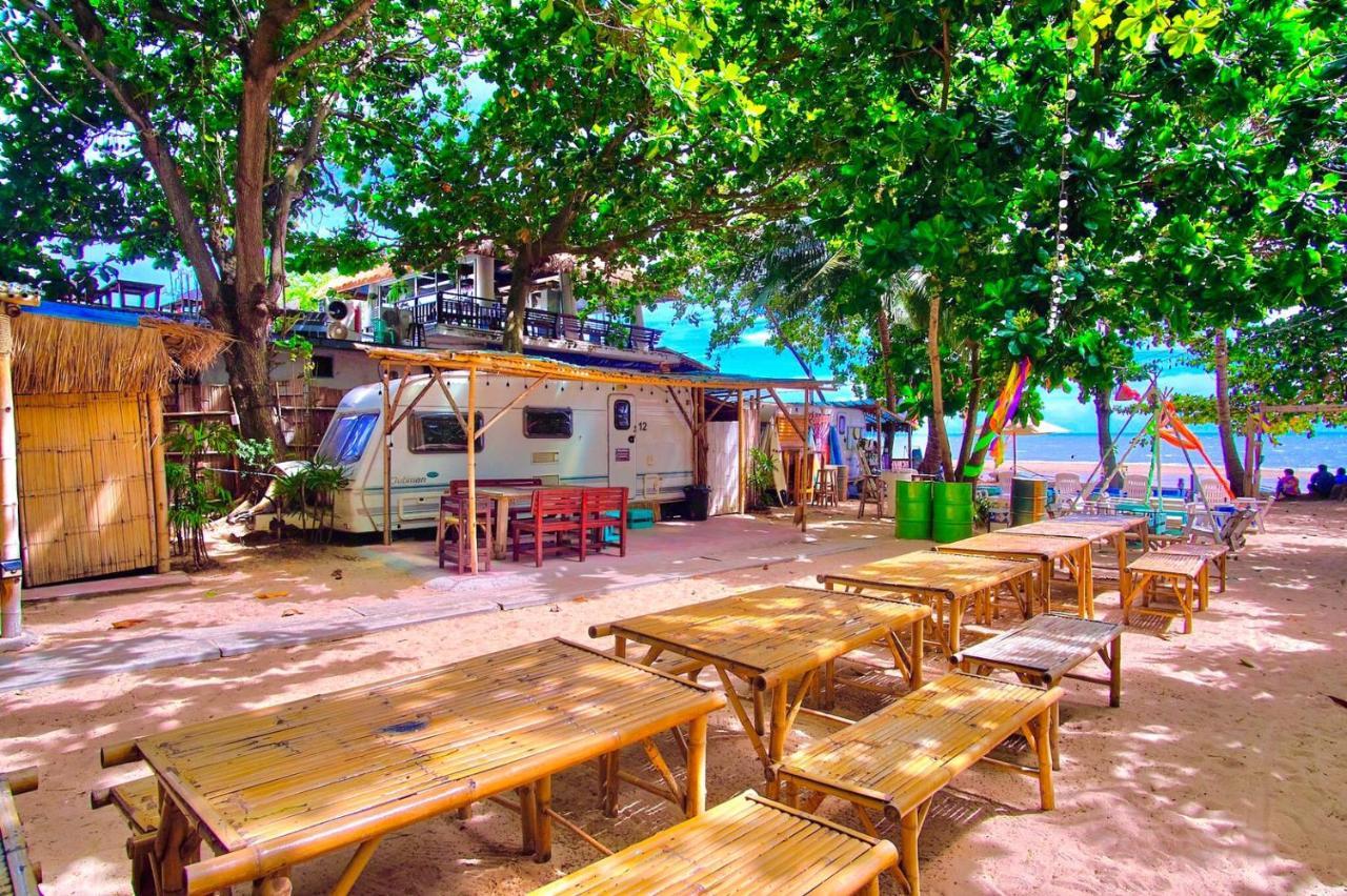 Beach House Camp Na Chom Thian Bagian luar foto